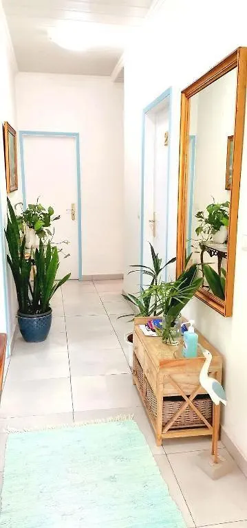 Gasthof Home & Flower - Private Bedrooms Funchal