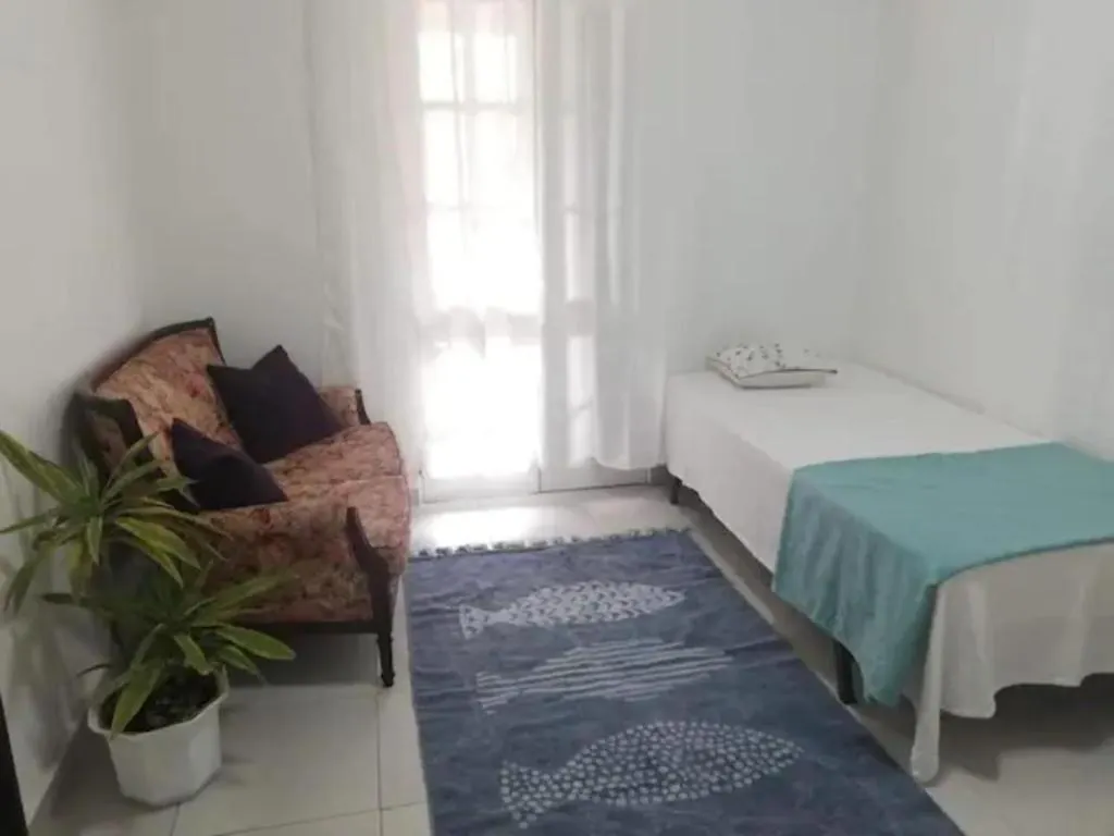 Gasthof Home & Flower - Private Bedrooms Funchal